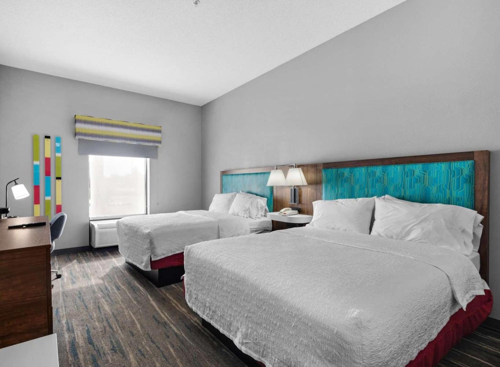 Hampton Inn & Suites Pensacola I-10 N At University Town Plaza Exterior foto
